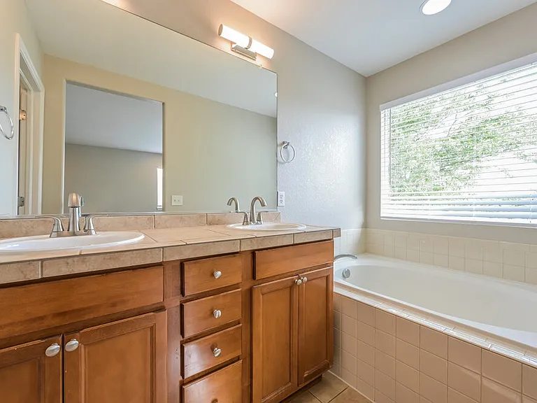 3537 E 141st Pl — Photo 12