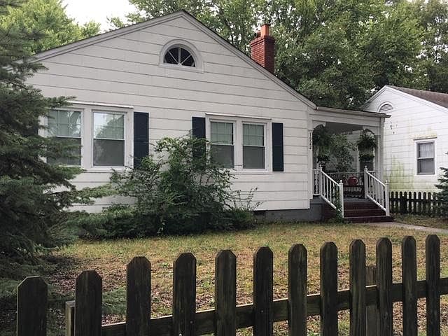 1st image of 1922 Elmsmere Ave