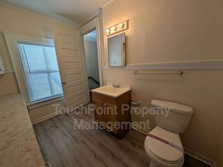 476 Spring St SW — Photo 14