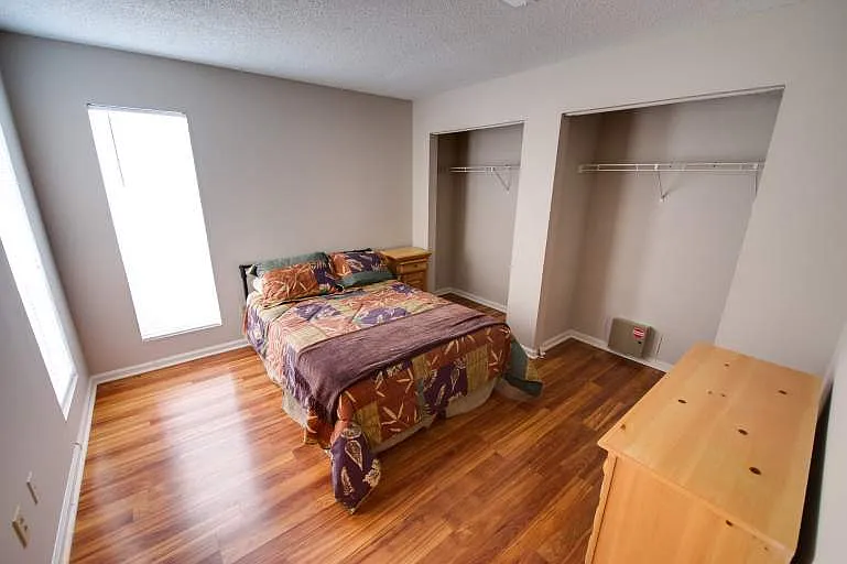 2728 Commonwealth Avenue Charlotte — Photo 3