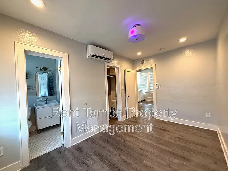 14 21st St N #1 — Photo 10