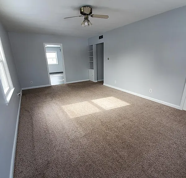 1103-1105 5th Ave #1105 — Photo 4