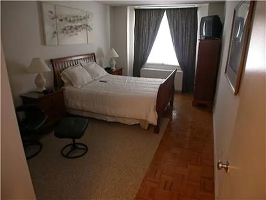 Sold by Empire State Properties | media 10