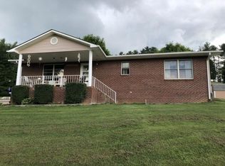 198 Obregon Rd, Mountain City, TN 37683