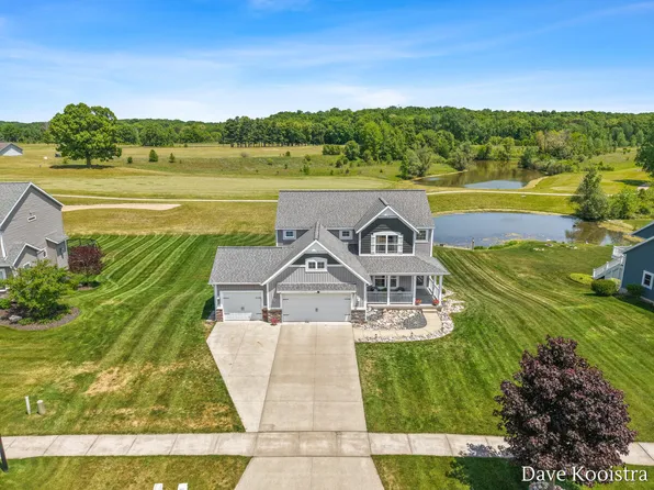 4145 Boulder View Dr NE, Belmont, MI 49306