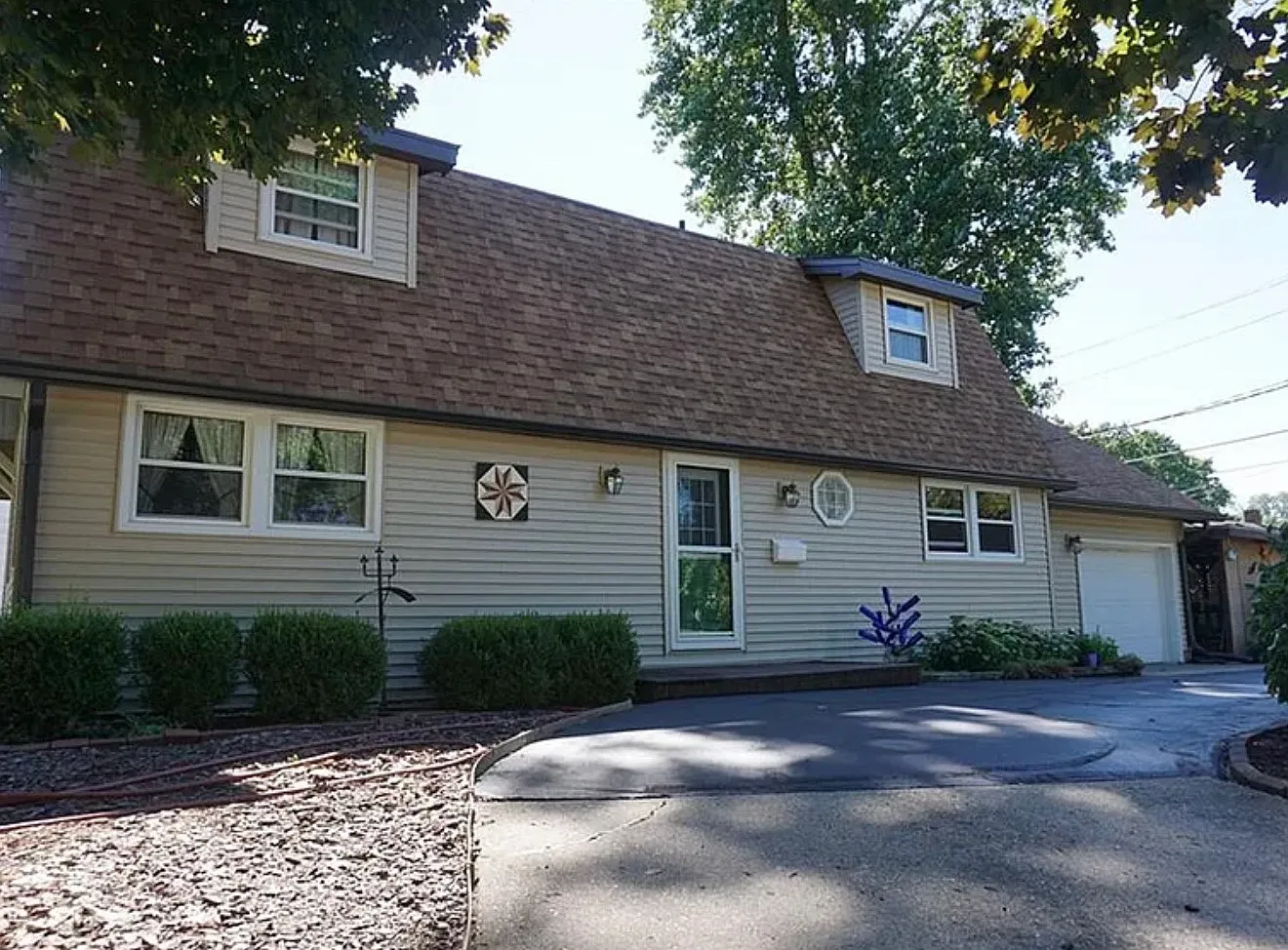 4 bed, 1696 sqft, $1,750 — Photo 1