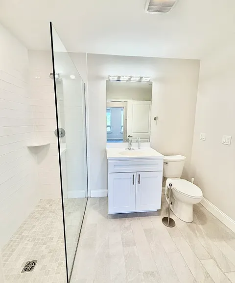 5 Fremont St #105 — Photo 11