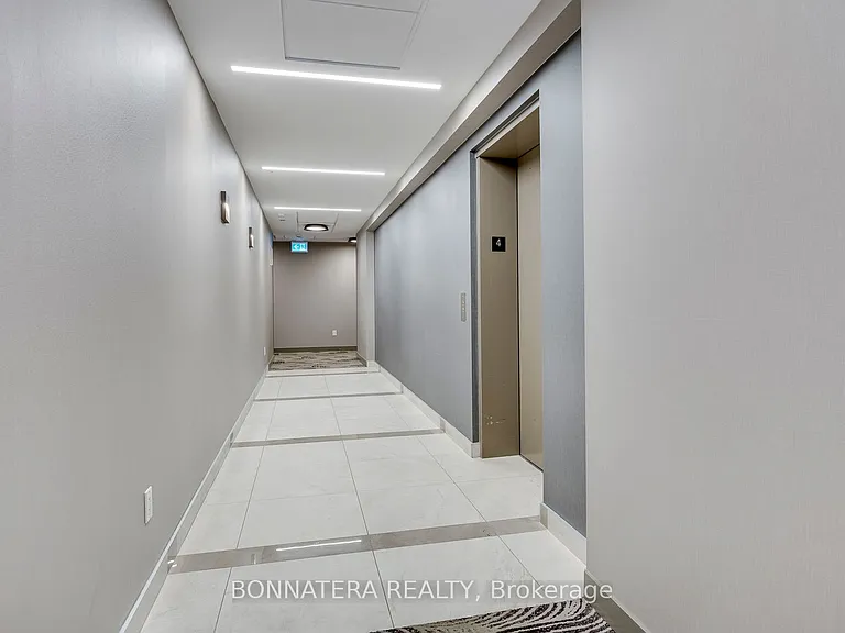 5105 Hurontario St #408 — Photo 6