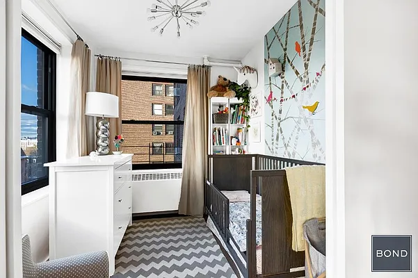 Sold by Bond New York | media 13