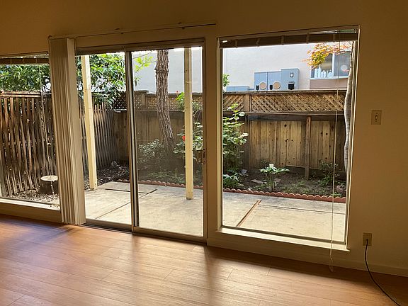 3rd image of 632 Cedar St APT 1