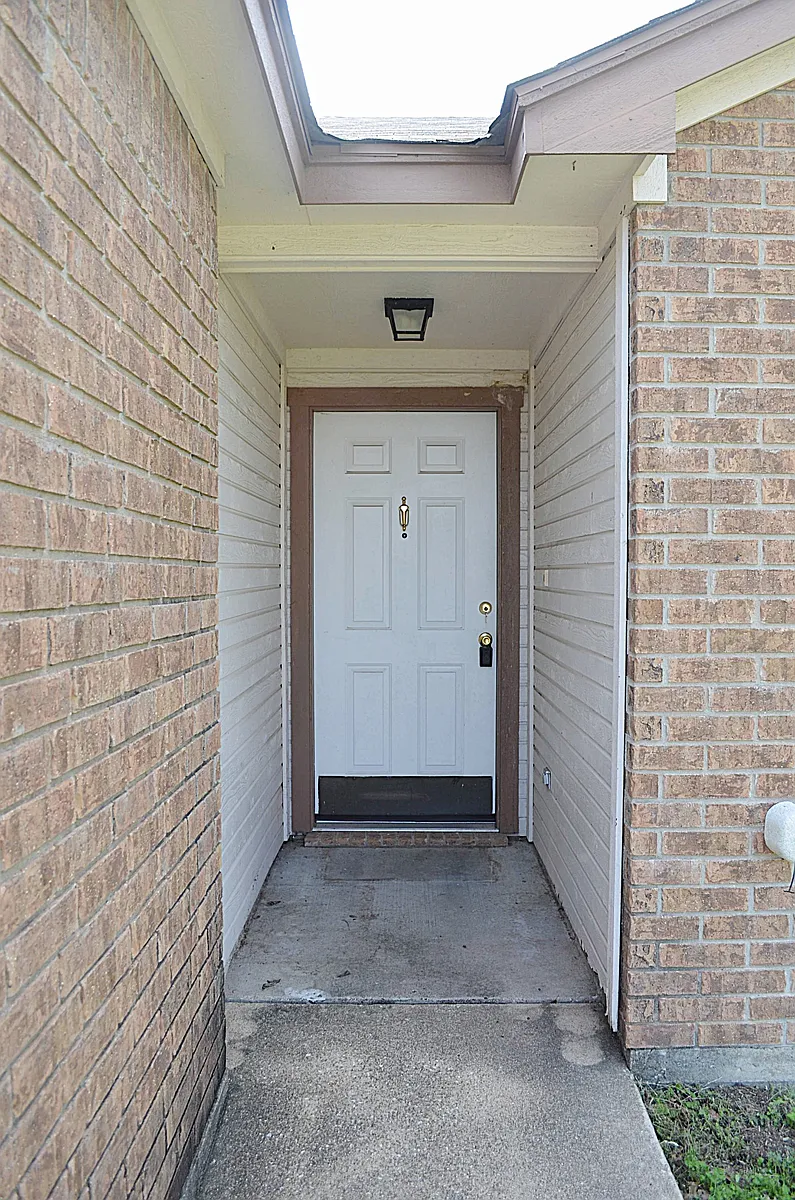Building Photo - 3003 O'W Curry Dr