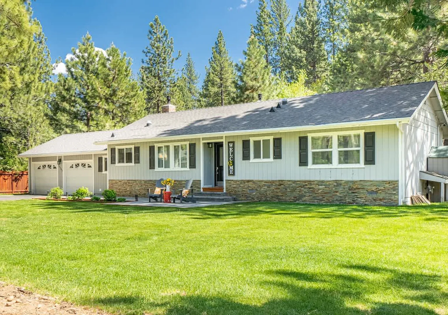 Truckee Mountain Retreat Family Friendly 3BR 2BA — Photo 3