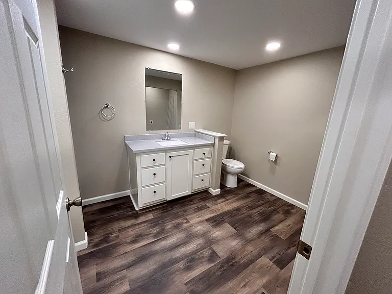 3416 Finley Ave — Photo 15