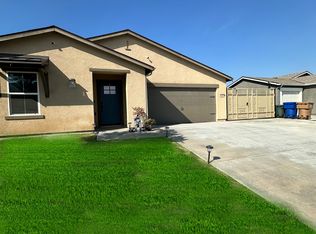 10112 Cooper Lake Ave, Bakersfield, CA