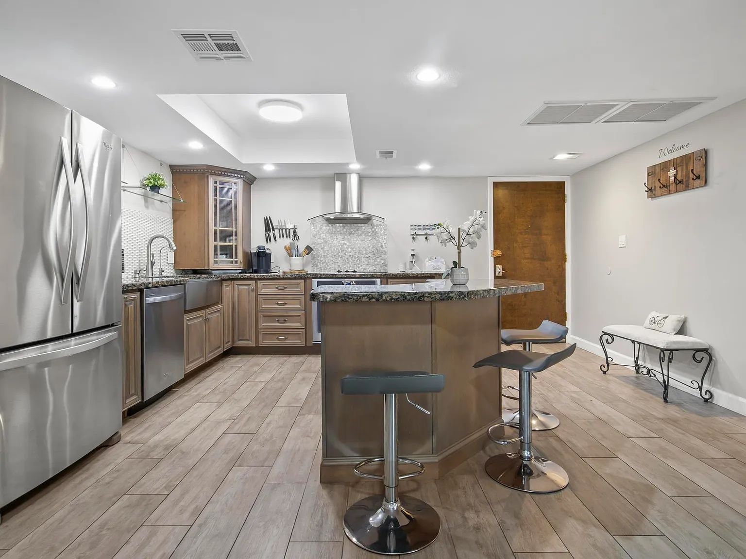 7830 E Camelback Rd — Photo 2