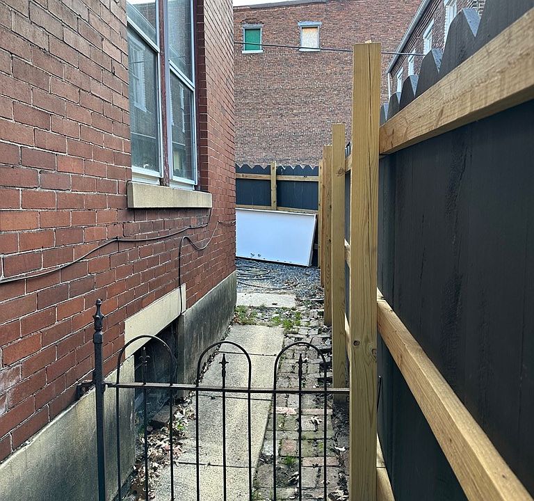 2nd image of 404 7th St