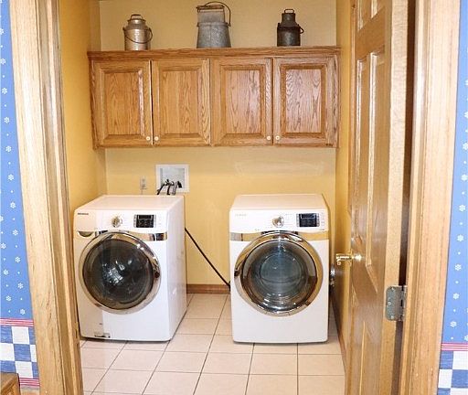 5th image of 1411 Twin Lakes Dr