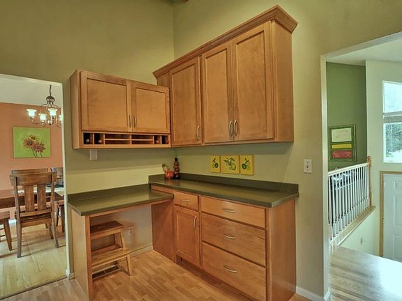 5th image of 3814 171st Pl NE