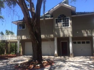 8450 Damen Ln, Port Richey, FL 34668