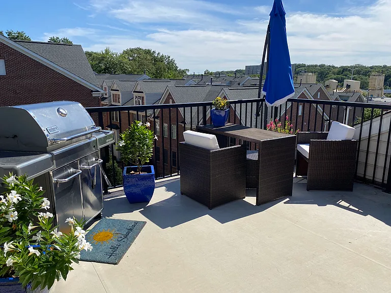 3321 S Kemper Rd — Photo 24