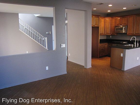 5th image of 9564 Capricorn Way