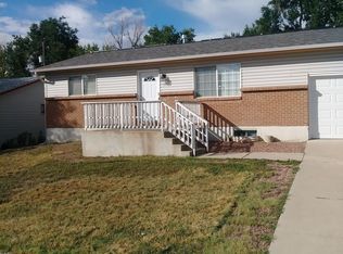 1204 Burnham St, Colorado Springs, CO 80906