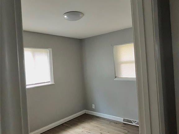 3rd image of 10203 Hobkirk Dr