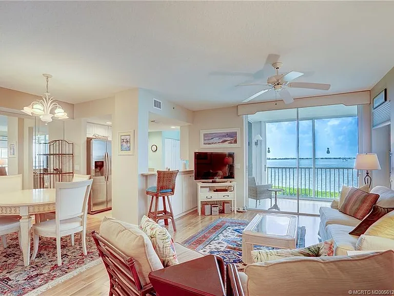 5750 NE Island Cove Way #3203 — Photo 10