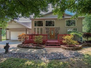 1480 Collar Price Rd, Hubbard, OH 44425