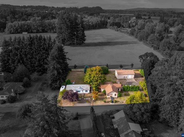 505 E Thornton Lake Dr NW, Albany, OR 97321