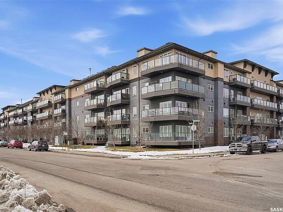 2nd image of UNIT 405-702 Hart ROAD