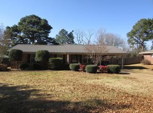 265 Westside Dr, Pontotoc, MS 38863