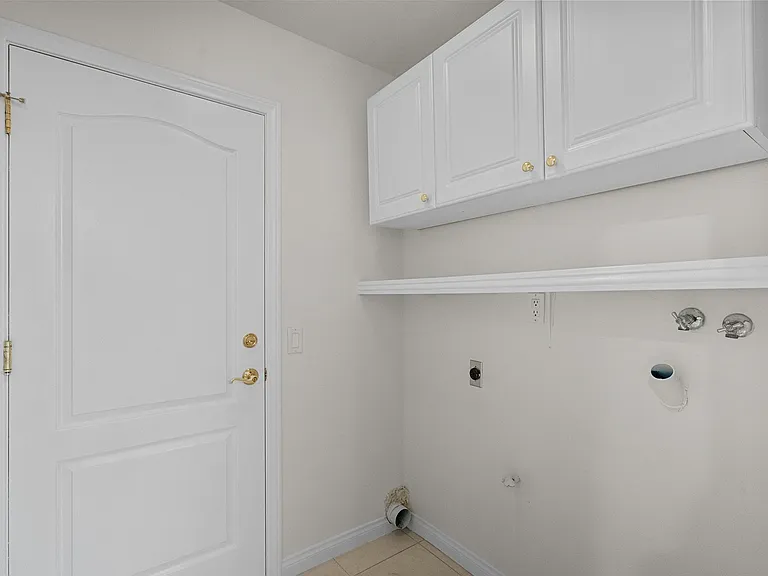 248 Cedar Heights Dr — Photo 4