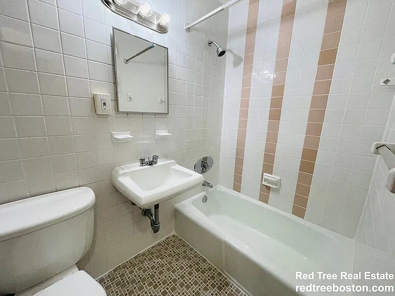 62 S Huntington Ave #4 — Photo 6