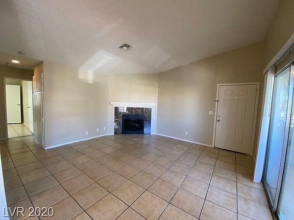 2nd image of 4964 Newport Cove Dr Unit D