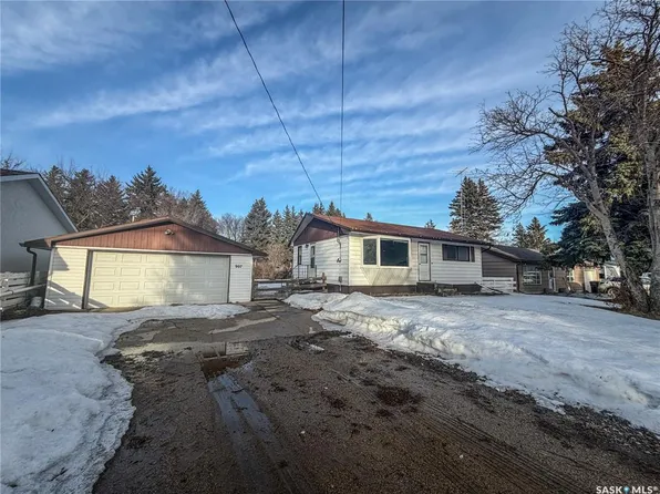 907 Houghton STREET, Indian Head, SK S0G 2K0