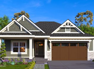 Nhn Spring Ave, Ocean Springs, MS 39564