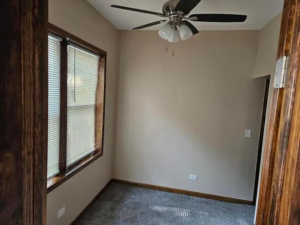 8053 S South Shore Dr #2F, Chicago, IL 60617