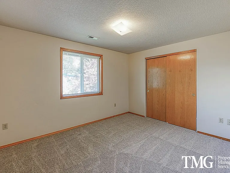 15608 NE 12th St — Photo 18