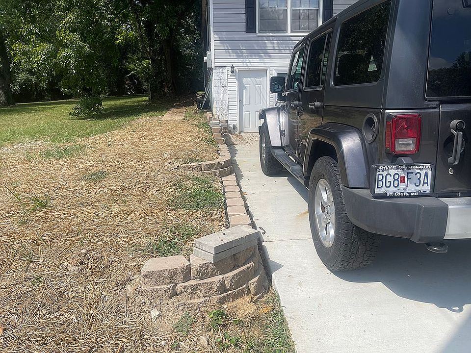 2nd image of 2231 Wallis Ave