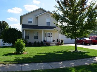 203 Charyridge Dr, Kent City, MI 49330