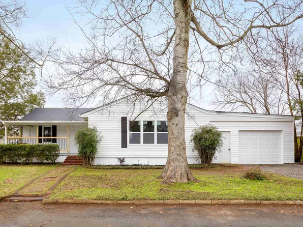 801 N Main St, Tuscumbia, AL 35674