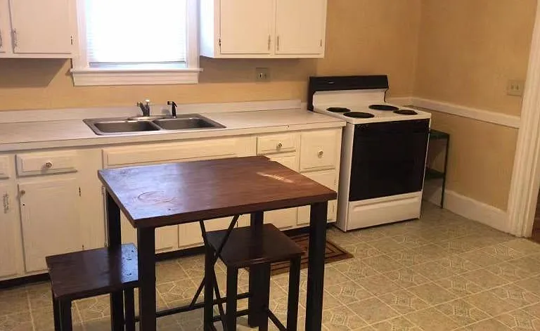238 Gano St #2 — Photo 6