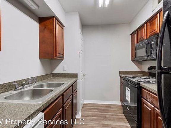 4th image of 5001 E St Bernard Hwy APT E