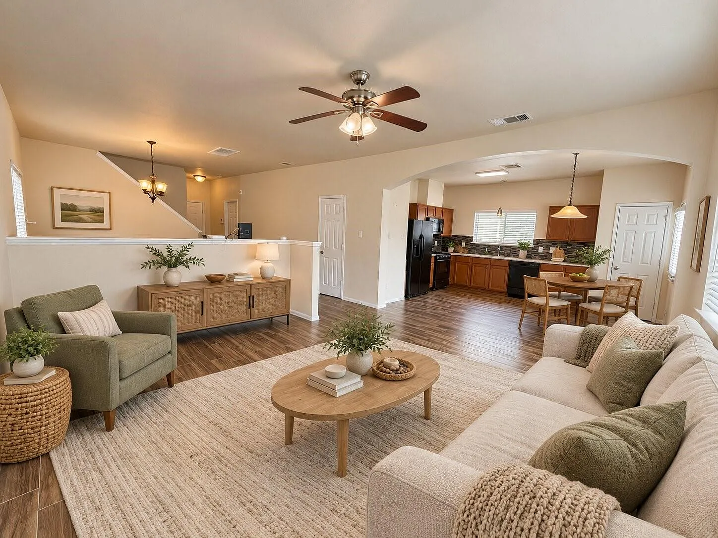 4 bed, 2.5 bath, 2079 sqft, $2,250 — Photo 4