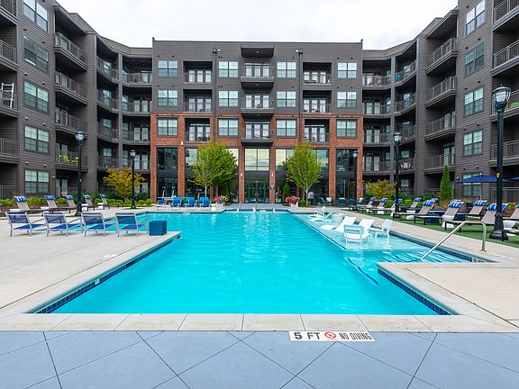 2nd image of 2048 Bolton Dr #2301