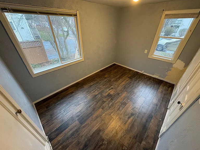 412 Spotswood St — Photo 11