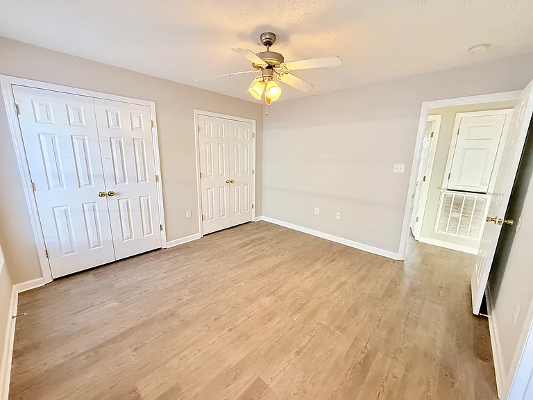 52 Linsey Ct — Photo 43