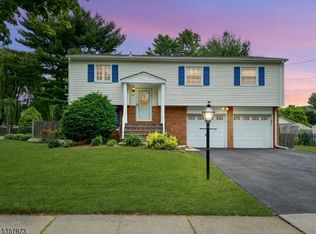 125 Pleasant View Rd, Hackettstown, NJ 07840