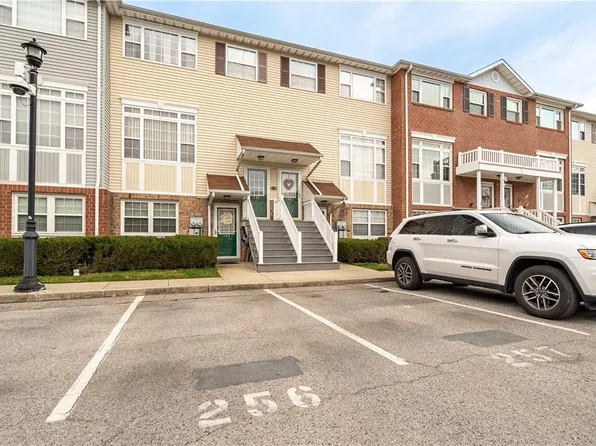 151 Mermaid Lane #256, Bronx, NY 10473